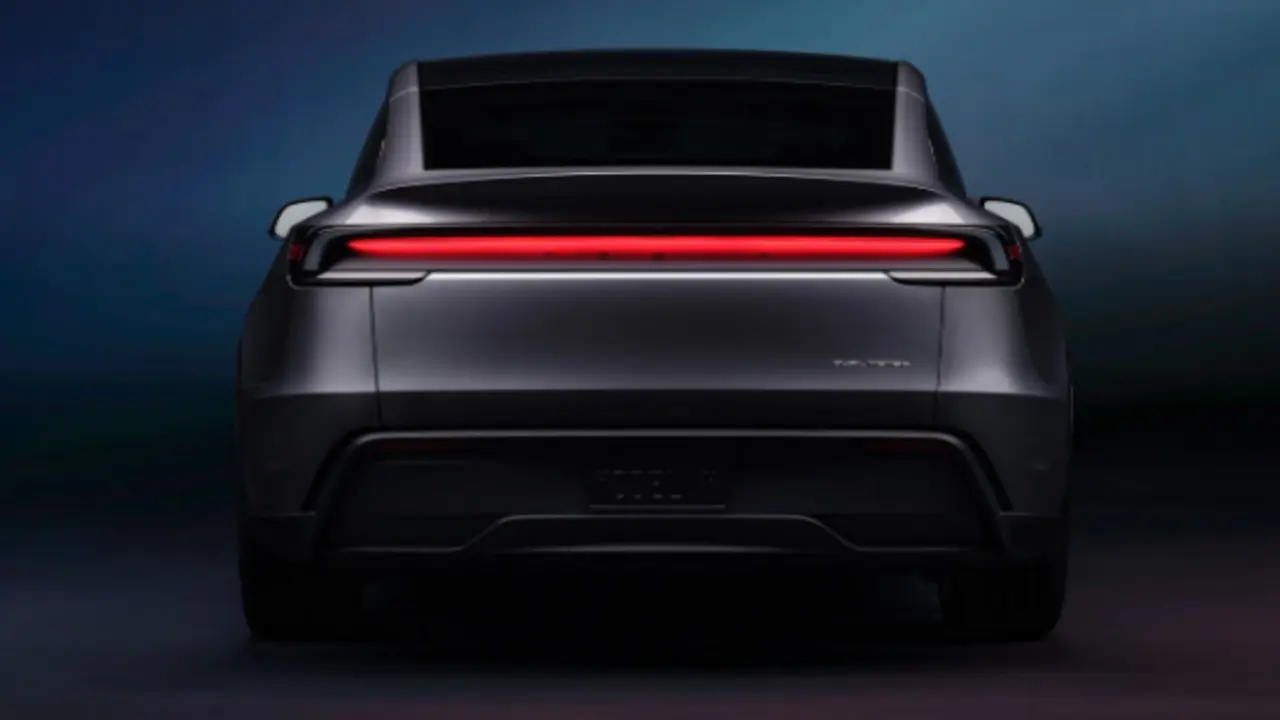 2025 Tesla Model Y Türkiye’de!