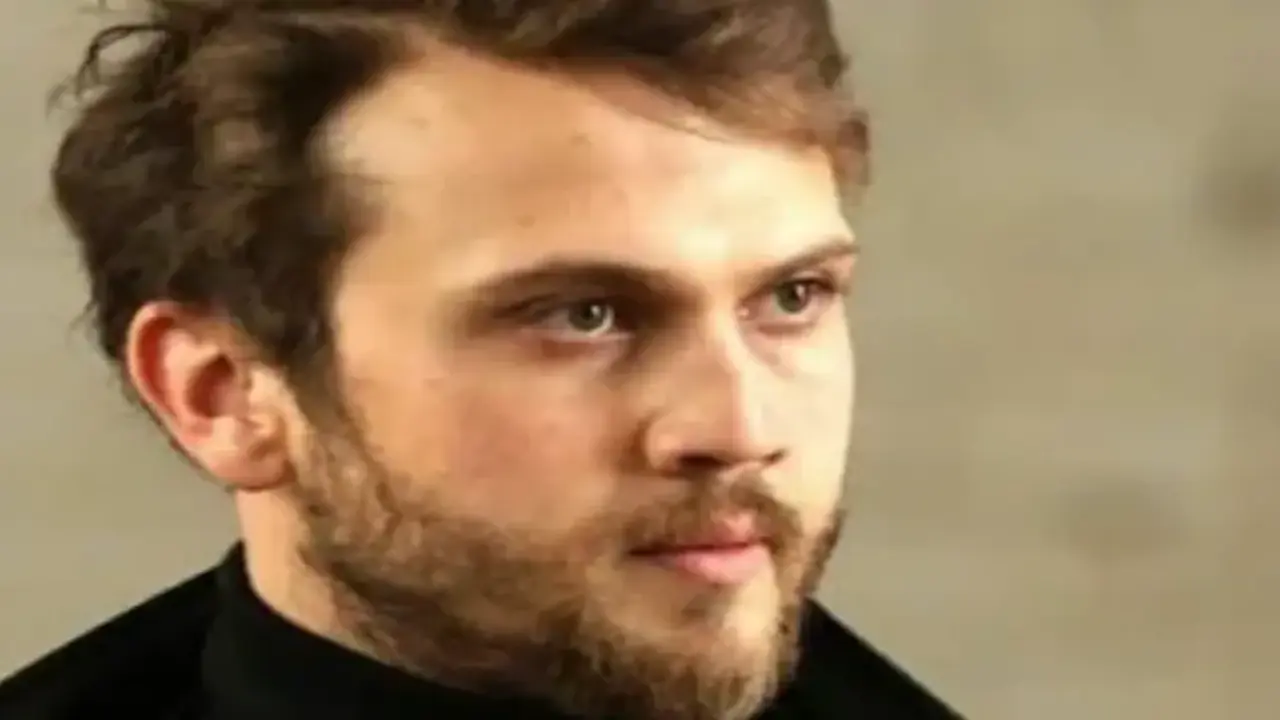 Aras Bulut İynemli Deha setinde