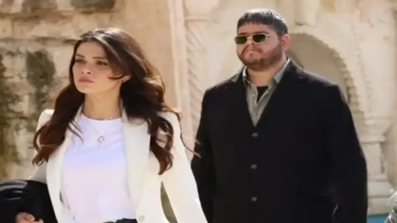 Meryem, Alya'nın Üvey Kız Kardeşi Mi?