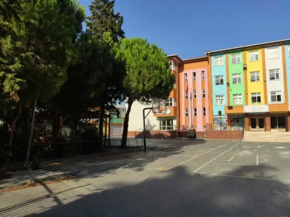 Ataköy ve Tekeli’ye yeni ilkokullar geliyor!