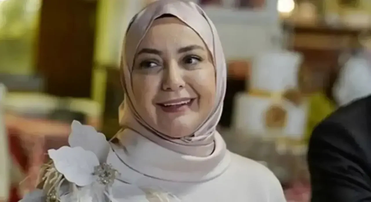 Sibel Taşçıoğlu Kızılcık Şerbeti