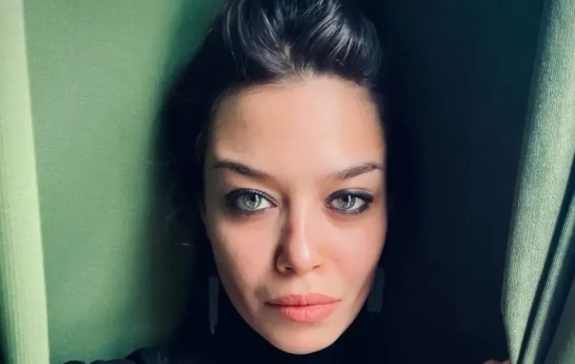 Zeynep Yüce Kıskanmak dizisinde Feride
