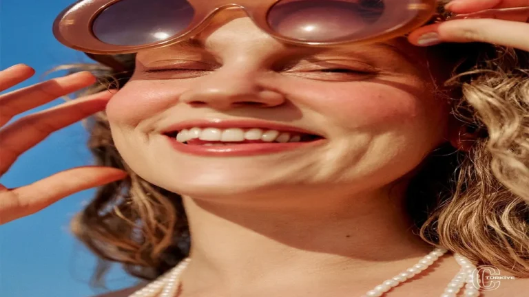 Farah Zeynep ile Gökhan Özoğuz Aşkı Sinemada