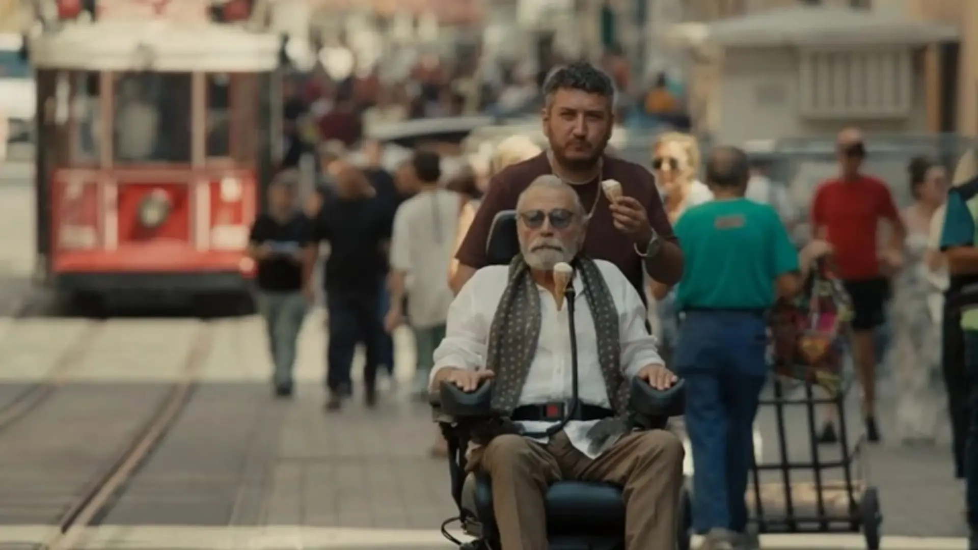 Haluk Bilginer ve Feyyaz Yigitli Yan Yana Filmi