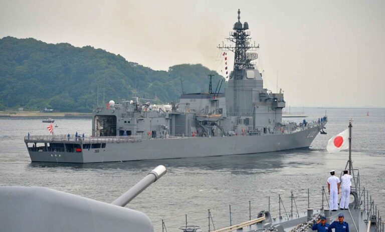 Japonya sahnede: JS Asuka’ya 100 kW sınıfı lazer silahı konuşlandırıldı