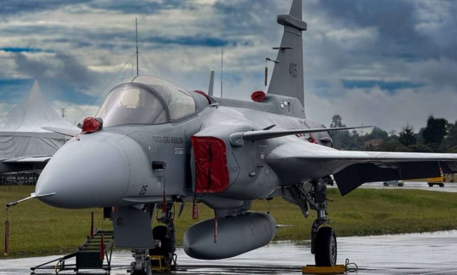 SAAB-tarafindan-uretilen-Gripen-EF-modeli