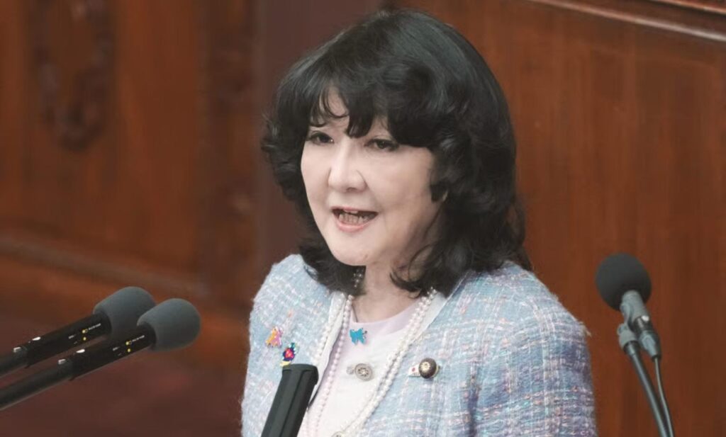 Toplantiya katilan bir AB diplomatina gore Japonya Maliye Bakani Satsuki Katayama hukuki kaygilar nedeniyle Rus varliklarinin kullanilmasi ihtimalini reddetti