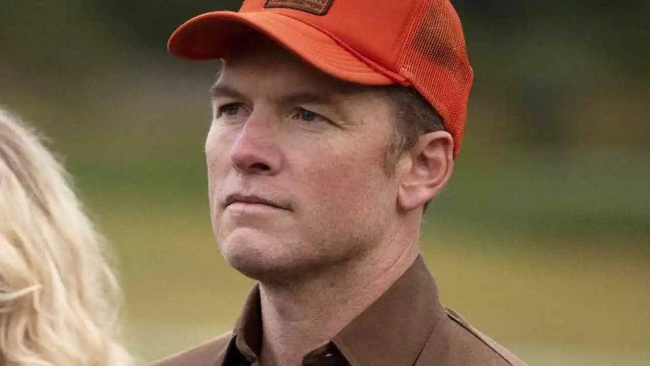 ‘Avatar: Ateş ve Kül’ için Sam Worthington’ın en korkutucu performans önerisi 1 sam worthington under the banner