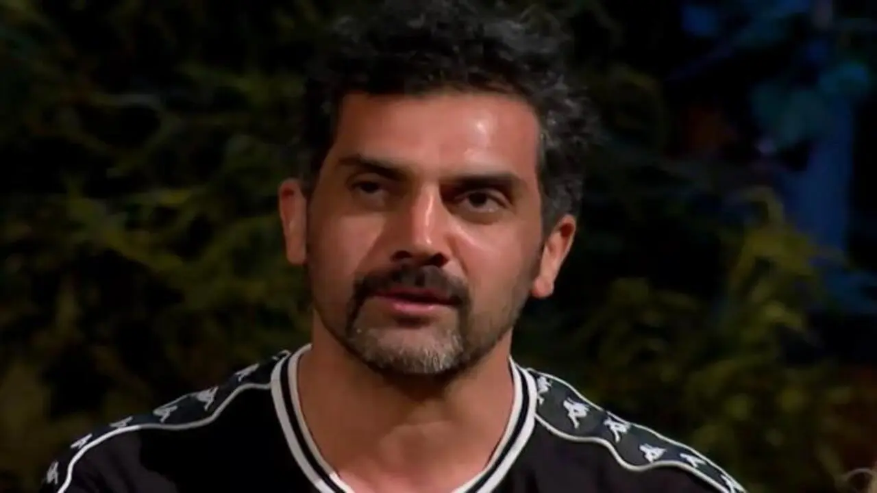 Survivor 2026 Yarışmacısı Bayhan’dan Aşk İtirafı: “Üç Aşkım da Platonikti” 1 48fa9ab5 dafb f011 b180 a0369f7d