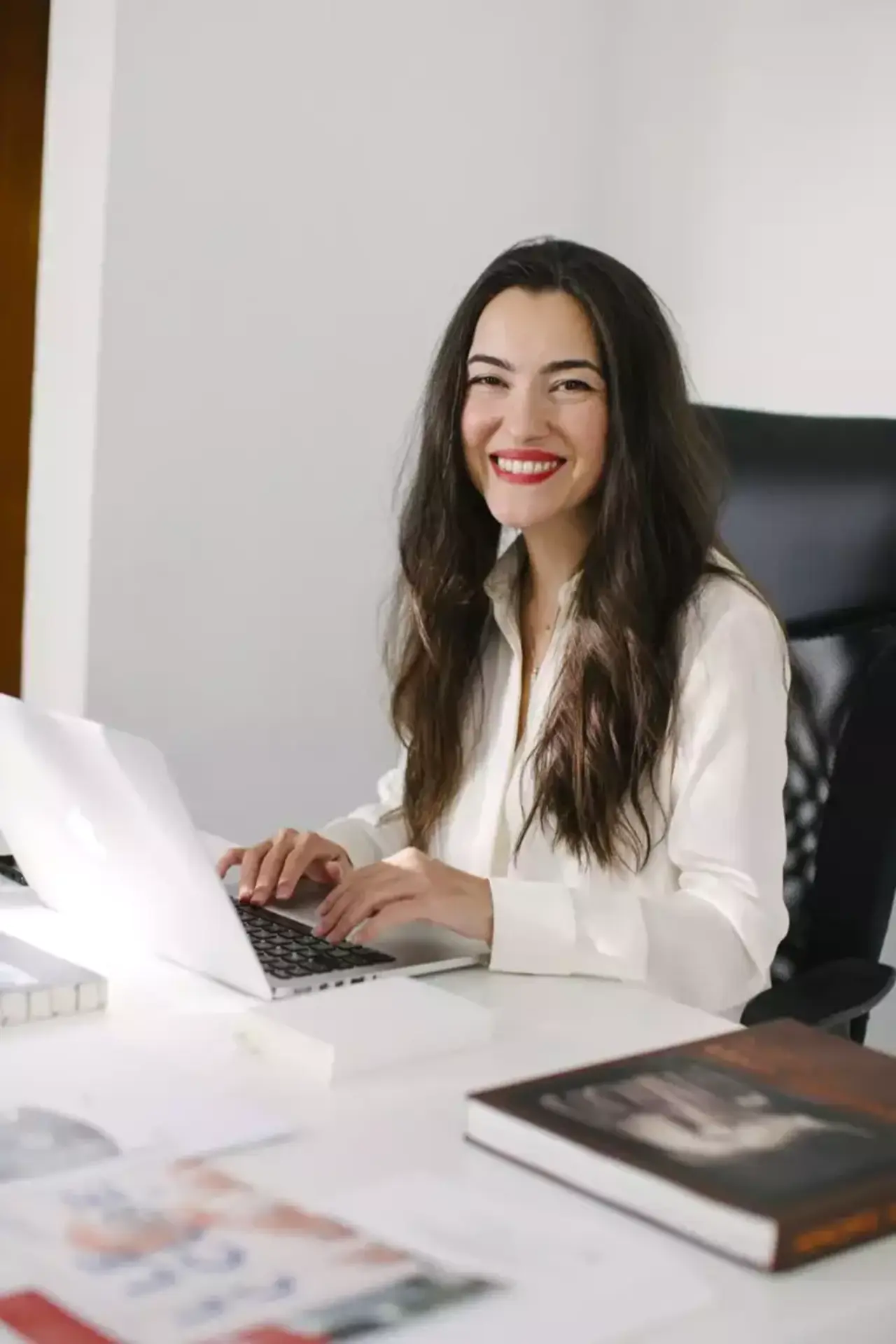 698adf0c2149f31b6fbd709e (1)