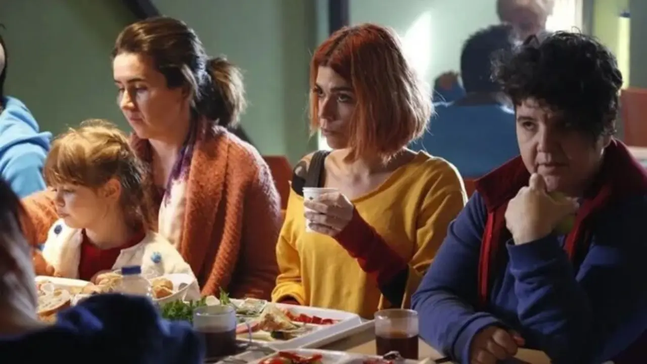 Avlu-dizi-5-768x432 (1)