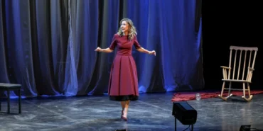 Inci-Turkayin-8220Liste8221-Oyunu-Istanbulda-Kapali-Gise-Promiyer-Yapti-featured