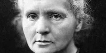 Marie_Curie_c1920
