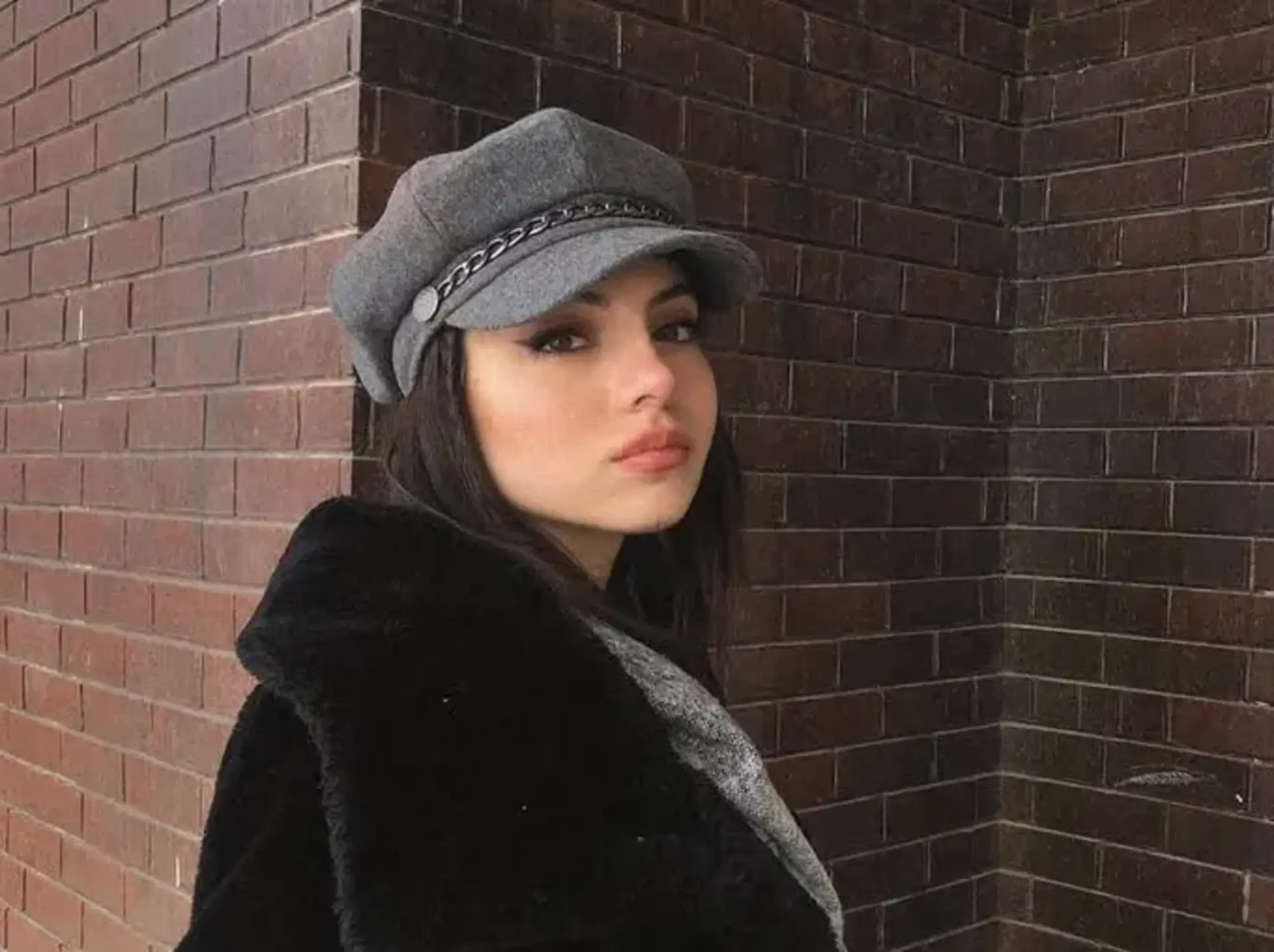 Ecem Ustaoğlu Arka Sokaklar dizisinin kadrosuna dahil oldu