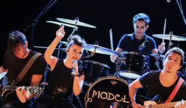 Model grubu geri mi döndü? 2026 konser tarihleri açıklandı