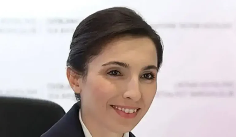 hafize-gaye-erkan-kimdir-hafize-