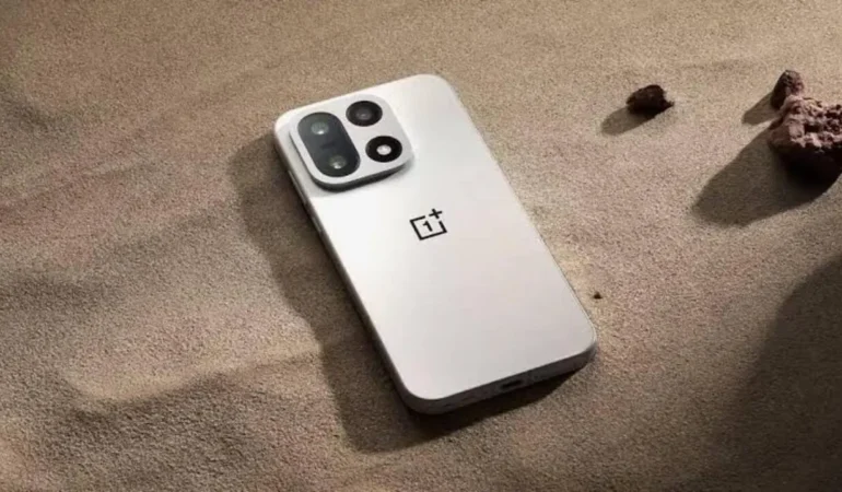 OnePlus 15T Tanıtıldı: Küçük Boyut ve Devasa Batarya Bir Arada