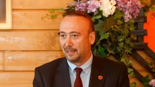 Özkan Yalım Ankara’da Gözaltına Alındı: Uşak’ta Yolsuzluk Operasyonu