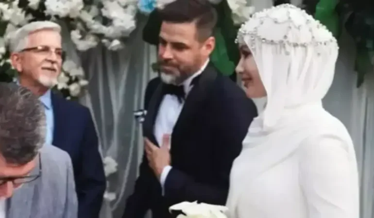 Reshad Strik, Gamze Özçelik ile tanışma hikâyesini anlattı