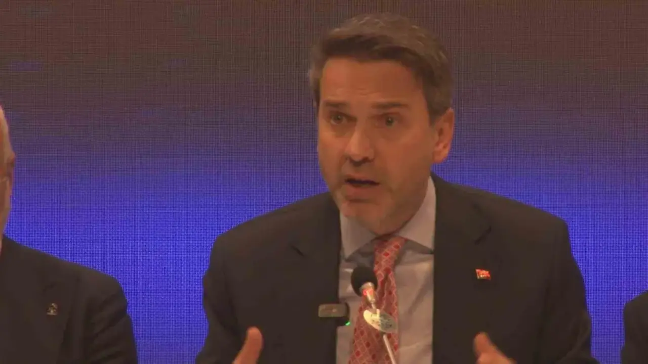 Enerji Bakanı Kayseri’de iş dünyası temsilcileriyle buluştu