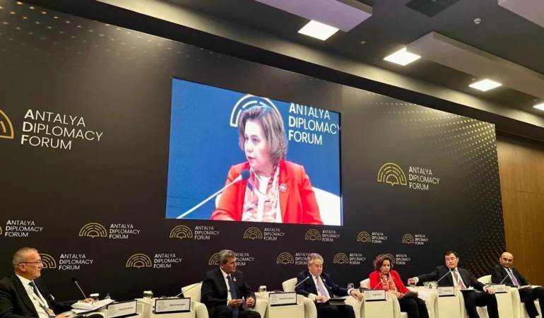 Berris Ekinci ADF2026 Kapsamında Kritik Temaslarda Bulundu