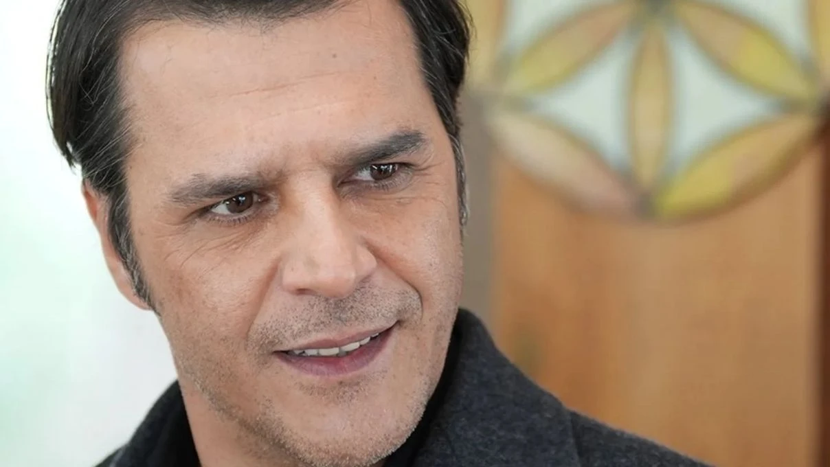 Mehmet Günsür ünlü Türk kahvesi markasının yüzü oldu! Sosyal medyada gündem oldu