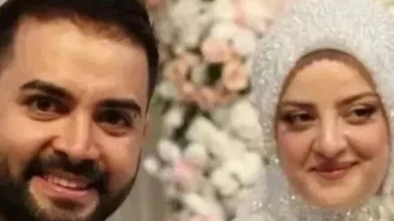 Kadir Ezildi ve Eşi Gamze Türkmen’in Lüks Arabası Gündem Oldu