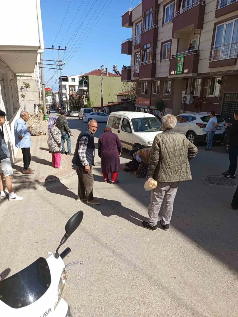 Bursa’da feci kaza: Yolun karşısına geçmek isteyen yaşlı kadın öldü - TV de Bugün İnternet Haberleri