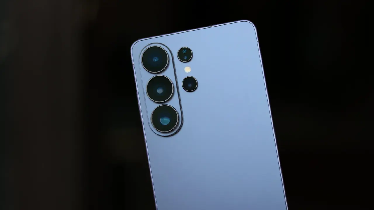 Galaxy S27 Ultra’da Kamera Devrimi: 3x Telefoto Lensi Kalkabilir - TV de Bugün İnternet Haberleri