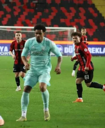 Gaziantep FK Sahasında Kayserispor'u 3-0 Mağlup Etti