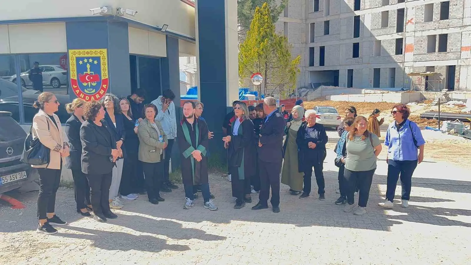 Hamile eşini öldüren sanığa ağırlaştırılmış müebbet hapis cezası - TV de Bugün İnternet Haberleri