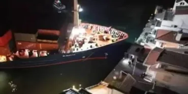 İstanbul Boğazı gemi kazası, Gemi yalılara ramak kala durdu - TV de Bugün İnternet Haberleri