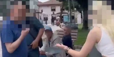 Kastamonu'da sokak ortasında yaşlı adam ve genç kadın kavgası