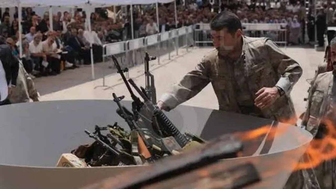 PKK silah bırakma süreci için üç aşamalı yeni plan devrede - TV de Bugün İnternet Haberleri