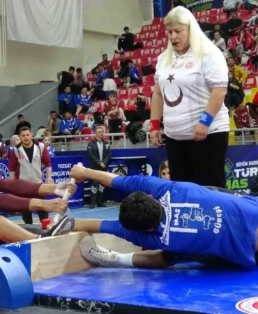 Yozgat’ta Mas Güreşi Heyecanı: Türkiye Şampiyonası Başladı - TV de Bugün İnternet Haberleri