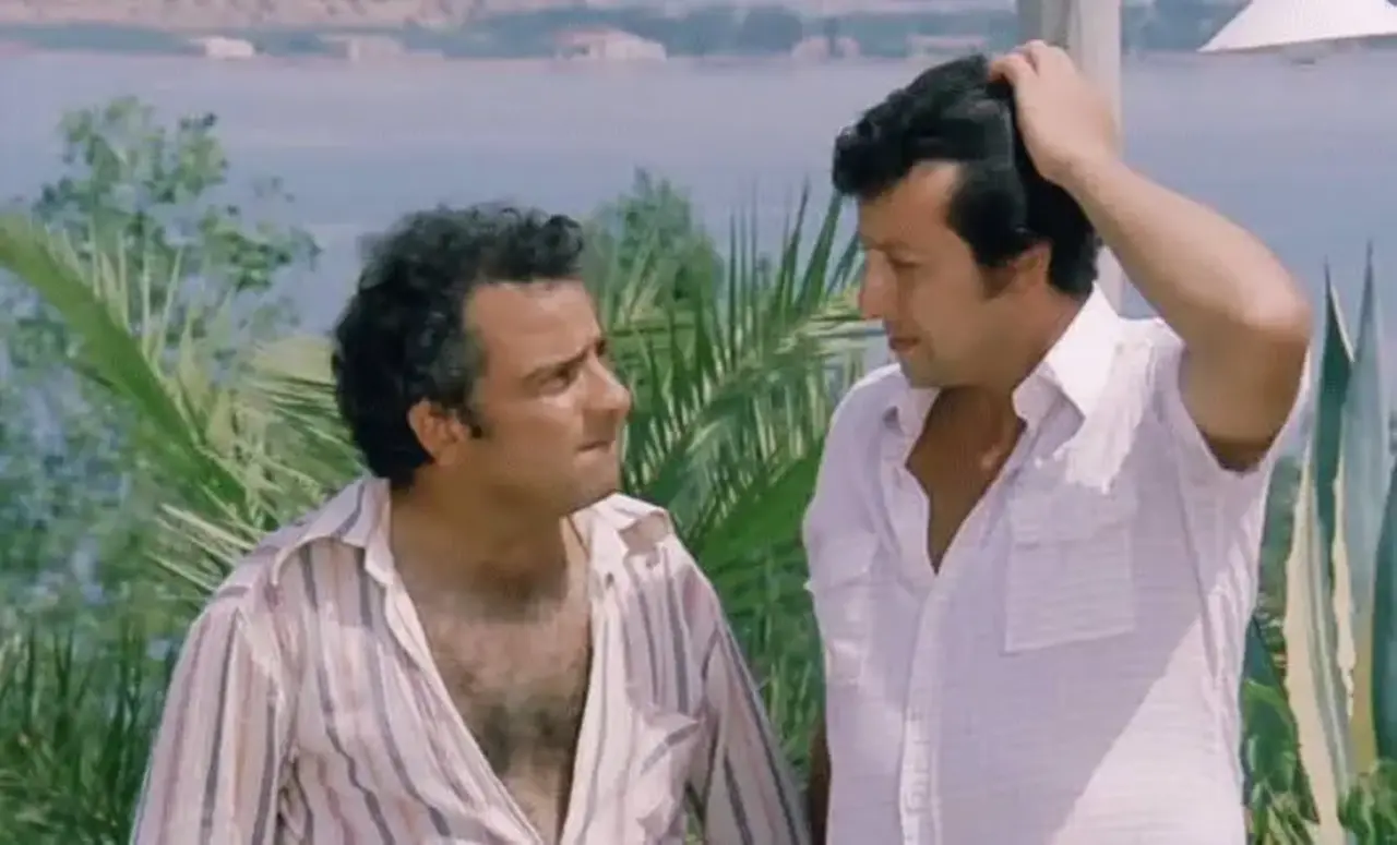 Sivri Akıllılar Filmi Nerede Çekildi? İşte Urla'nın Efsanevi Mekanı Nebioğlu Tatil Köyü! 1 Sivri Akıllılar Filmi Nerede Çekildi? İşte Urla'nın Efsanevi Mekanı Nebioğlu Tatil Köyü!