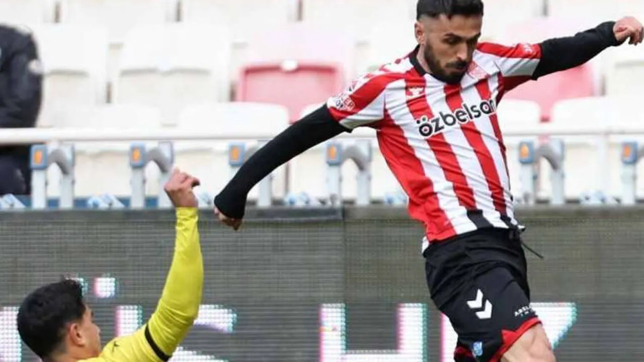 İstanbulspor deplasmanda Sivasspor karşısında üç puanı aldı