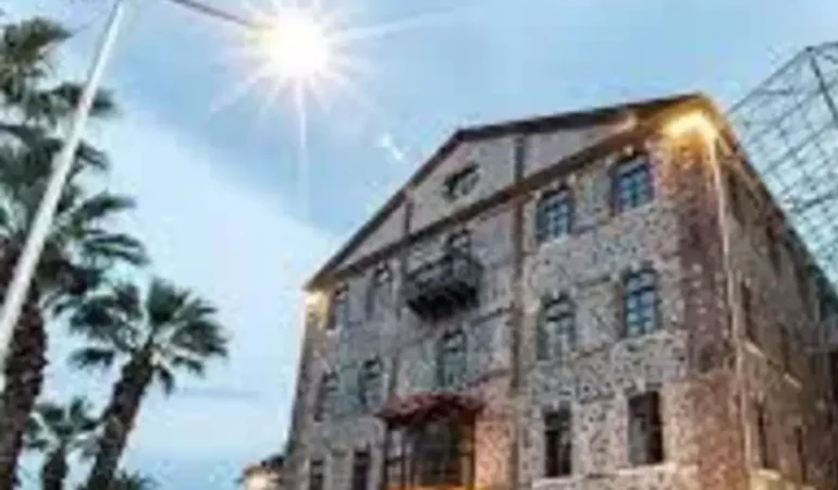 İzmir Meslek Fabrikası krizi: Mülkiyet tartışmasında son durum