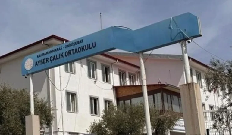 Kahramanmaraş’taki okul saldırısında ölenler son yolculuğuna uğurlandı