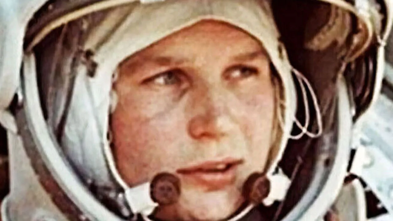 Gagarin uzaya çıktığında SSCB lideri olan ismi 5 adımda keşfedin