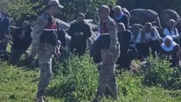 Hilvan’da Minibüse Silahlı Saldırı: 3 Kişi Yaşamını Yitirdi - TV de Bugün İnternet Haberleri