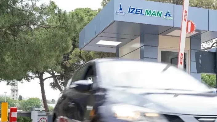 İzmir'de gazetecilerin otopark hakkı yeniden meclis gündeminde
