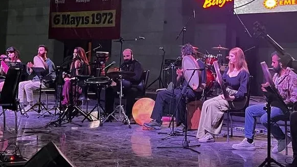 İzmir’de Deniz Gezmiş ve Arkadaşları İçin Görkemli Anma Töreni