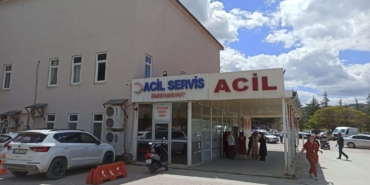 POLİS MEMURU EŞİNİ AYAKLARINDAN VURDU
