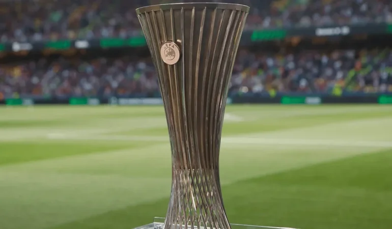 Konferans Ligi’nde Dev Final: Crystal Palace ile Rayo Vallecano - TV de Bugün İnternet Haberleri