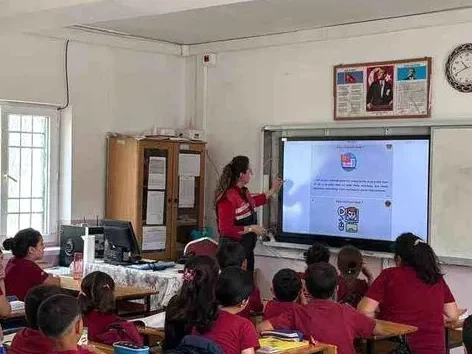 Mersin'de Öğrencilere Siber Farkındalık Eğitimi Düzenlendi