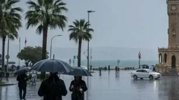 Meteorolojiden-Izmir-Uyarisi-Hafta-Sonu-Yagmur-Kapida-featured