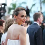Seda-Bakan-Cannes-Film-Festivali8217nde-Kirmizi-Halinin-Yildizi-Oldu-featured