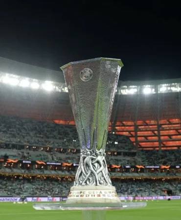 UEFA Avrupa Ligi Finalistleri Belli Oldu: Aston Villa ve Freiburg - TV de Bugün İnternet Haberleri