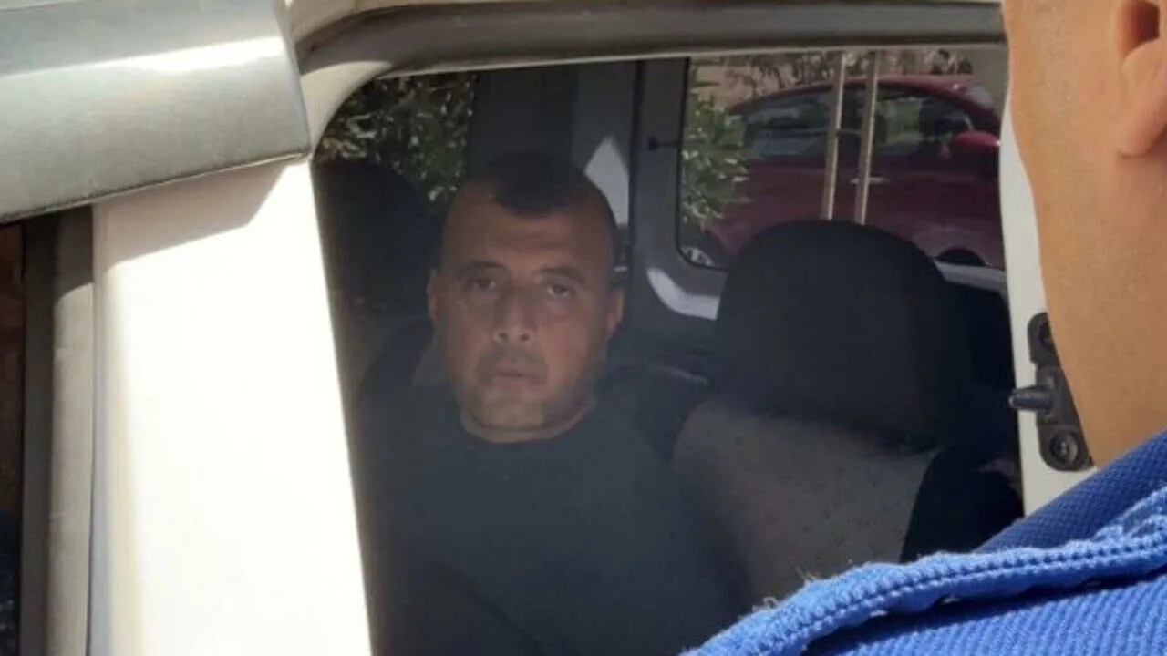 Antalya'da Kan Donduran Cinayet: Bir Öğretmen Ailesini Yok Etti!